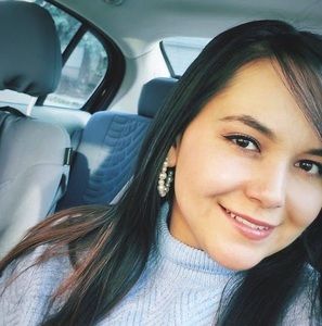 Meet your Posher, Dulce